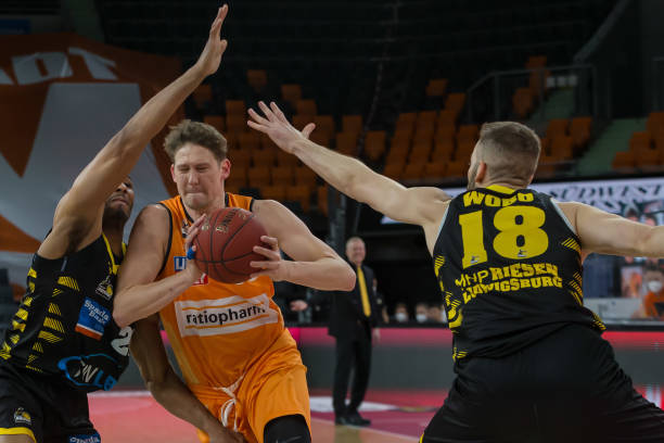 纵观近期的 纵观近期的