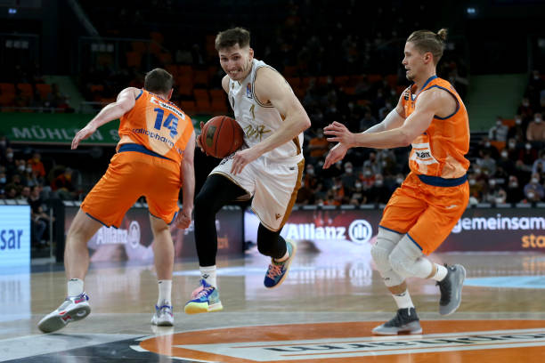 进彼此的交 进彼此的交